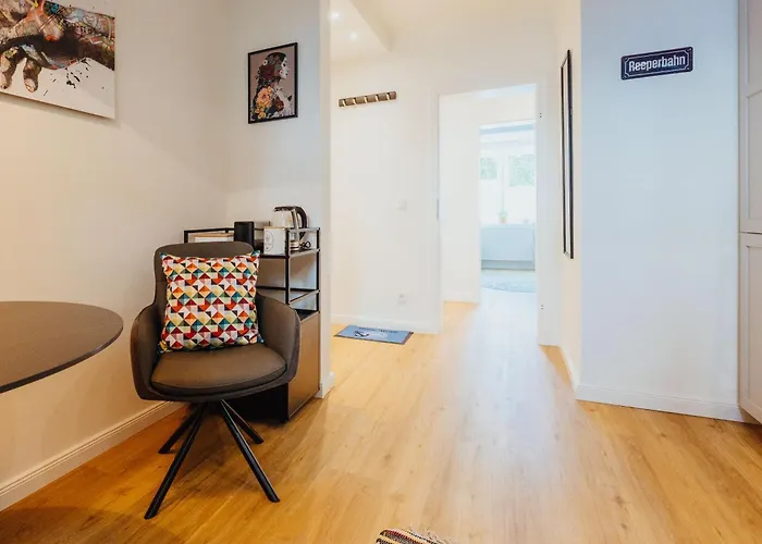 Apartment Stylish 2 App In Trendy District Of