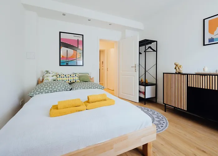 Apartment Stylish 2 App In Trendy District Of